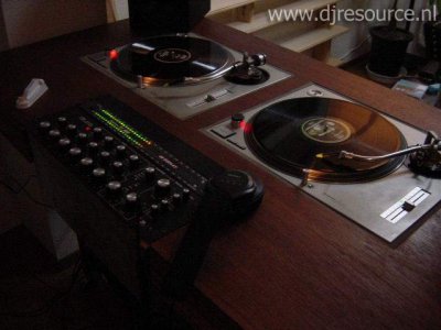 Our MEMBERS can Enlarge :   My Dream DJ booth 2