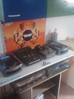 venzi-s-DJ-Booth-Jul-10
