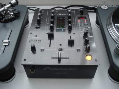 Our MEMBERS can Enlarge : djbooth_x_ample2
