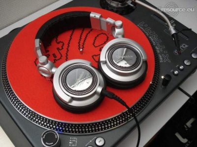 Our MEMBERS can Enlarge : djbooth_x_ample4