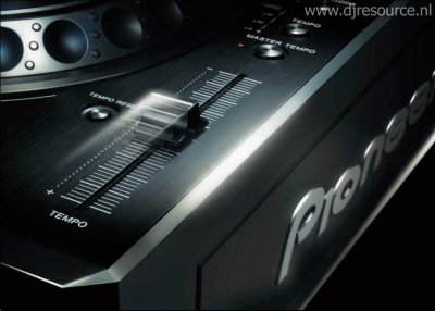 Our MEMBERS can Enlarge : DVJ-X1 Fast Fader