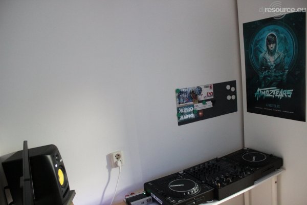 Our MEMBERS can Enlarge : MTHIJSMusic DJ Booth