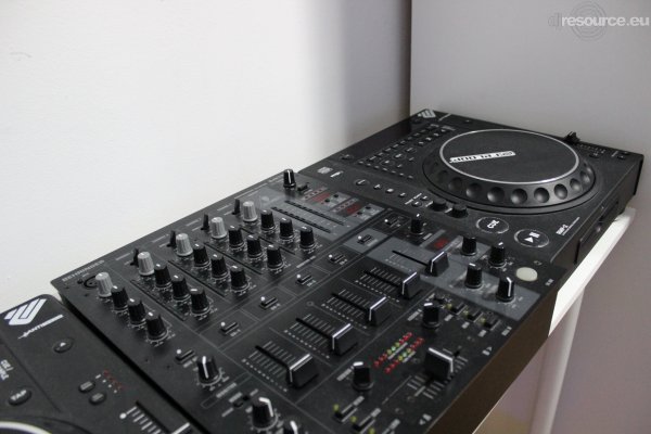 Our MEMBERS can Enlarge : MTHIJSMusic DJ Booth