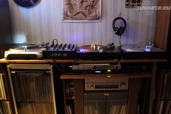 Our MEMBERS can Enlarge : AudioRelives DJ Booth