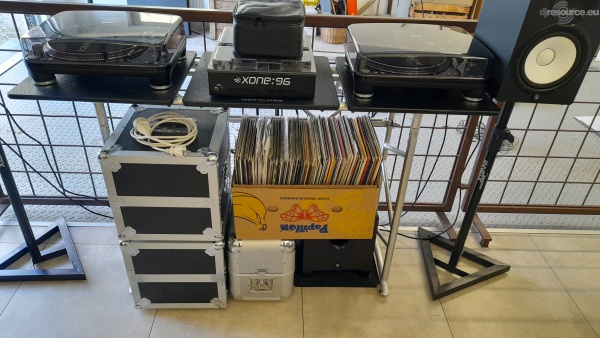 Our MEMBERS can Enlarge : DJ set