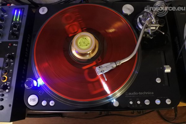 Our MEMBERS can Enlarge : AudioRelives DJ Booth