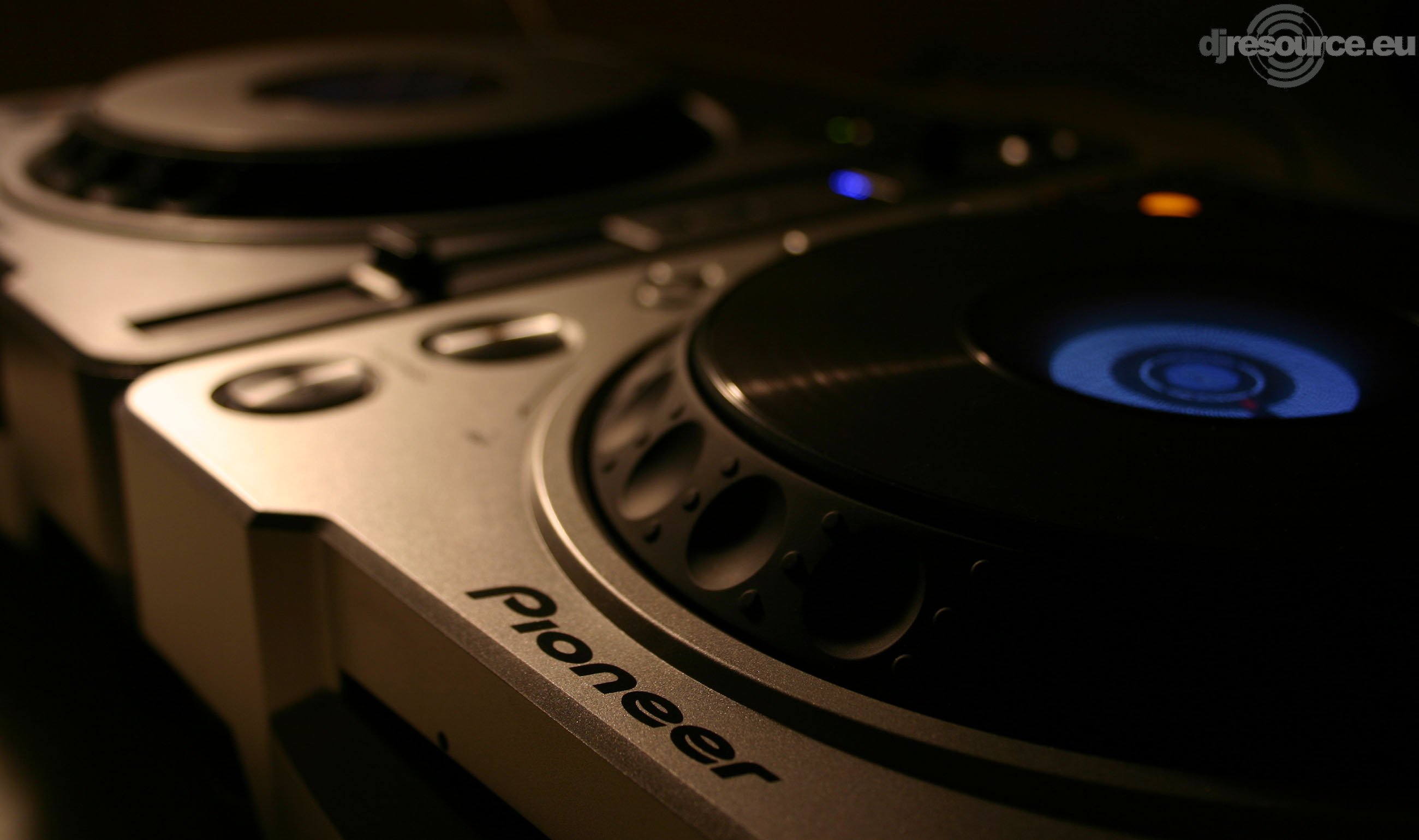 Ultimate CDJ Comparison Chart - Gear Comparisons | DJResource