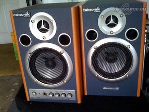 Cakewalk Speakers