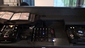 DJ booth Stef