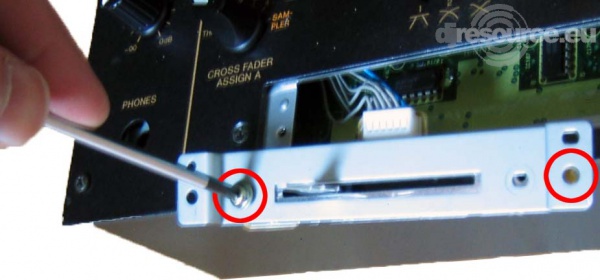 Our MEMBERS can Enlarge : DJM-600 Crossfader Assemble