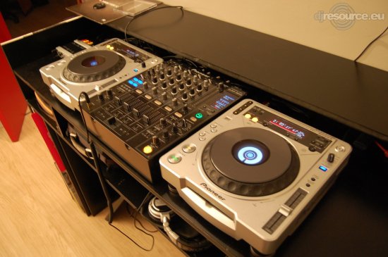 Our MEMBERS can Enlarge : CDJ