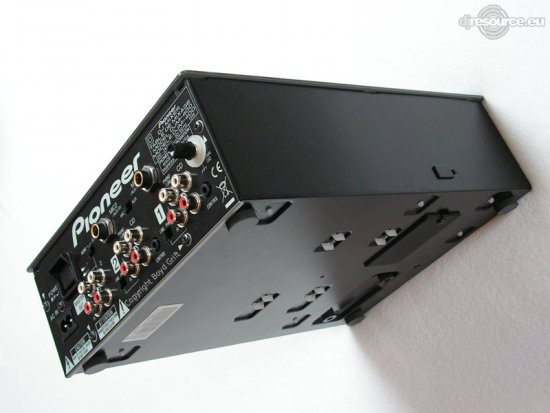 Our MEMBERS can Enlarge : DJM400_back-bottom