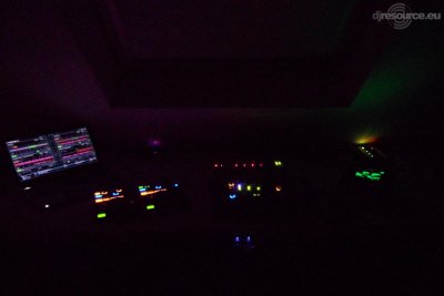Donker Dark dj booth