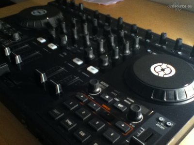 Our MEMBERS can Enlarge : Kontrol S4