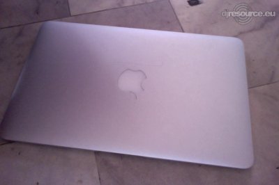 Our MEMBERS can Enlarge : Macbook 2
