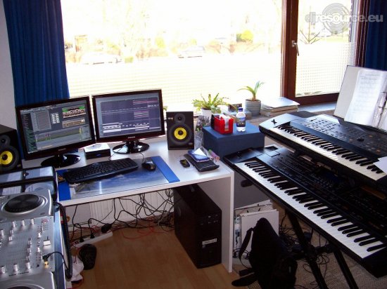 Our MEMBERS can Enlarge : My studio