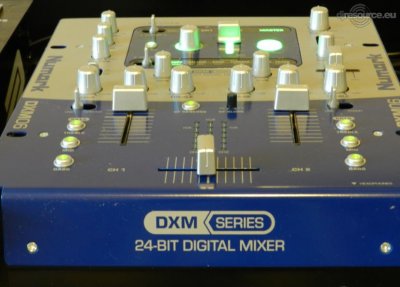 Our MEMBERS can Enlarge : Numark dxm 06 foto2