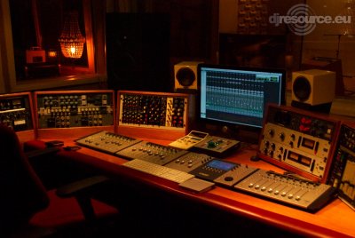 Our MEMBERS can Enlarge : SoundVision Studio