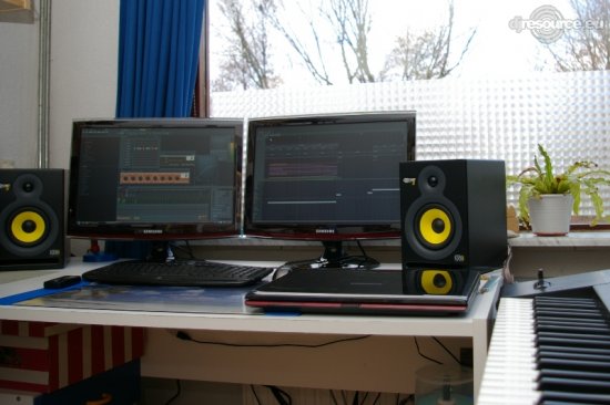 Our MEMBERS can Enlarge : Studio