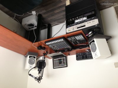 Our MEMBERS can Enlarge : Studio Sandr