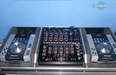 Our MEMBERS can Enlarge : cdj-200 (2)