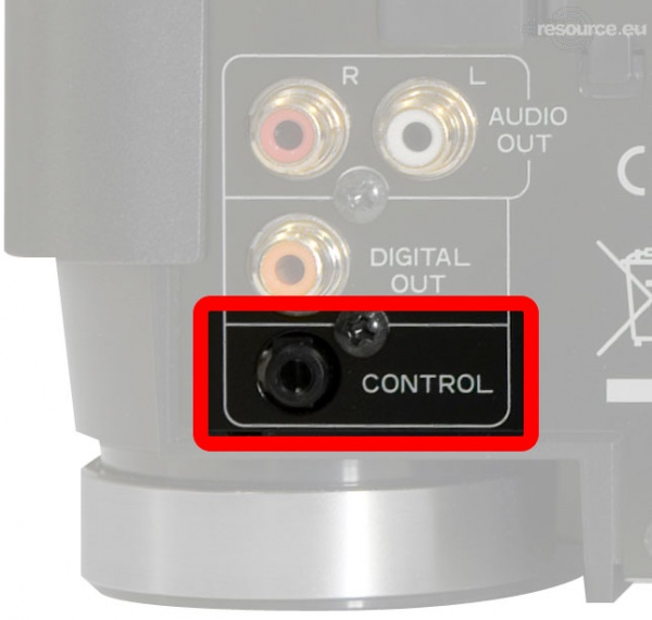 Faderstart connection terminal on Pioneer CDJ Players