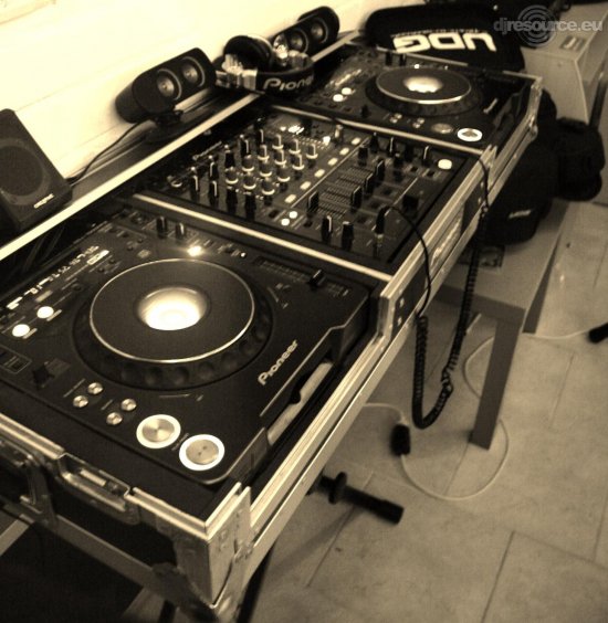Our MEMBERS can Enlarge : foto djm700 cdj1000mk2