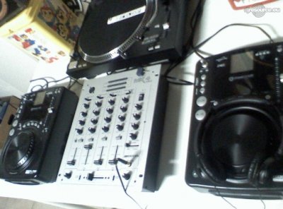 Our MEMBERS can Enlarge : walteur dj booth