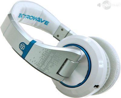 Our MEMBERS can Enlarge : Numark ELECTROWAVE Headphones