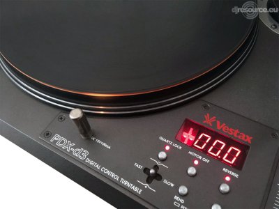 Our MEMBERS can Enlarge : Vestax PDX-D3 Turntable