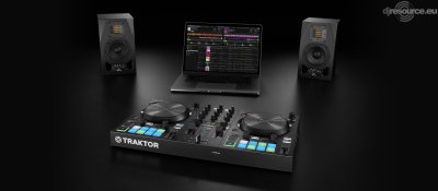 Our MEMBERS can Enlarge : Native Instruments TRACTOR KONTROL S2 Controllers MIDI