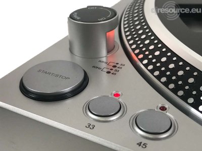 Our MEMBERS can Enlarge : Stanton STR8-20 Turntables