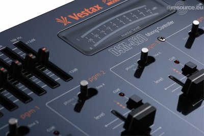 Our MEMBERS can Enlarge : Vestax DSM-420 Incomplete