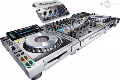 Our MEMBERS can Enlarge : Pioneer CDJ-2000NEXUS-M LTD Player Tabletop