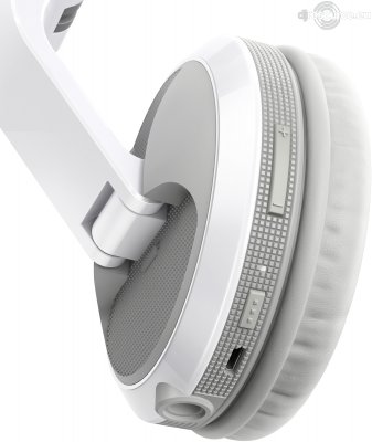 Our MEMBERS can Enlarge : Pioneer DJ HDJ-X5BT-W Headphones