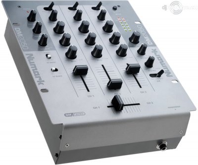 Our MEMBERS can Enlarge : Numark DM 2050 Mixers