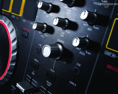 Our MEMBERS can Enlarge : Numark MIXTRACK PRO II Controllers MIDI