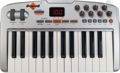 Our MEMBERS can Enlarge : M-Audio OXYGEN 8 V2 Controller MIDI