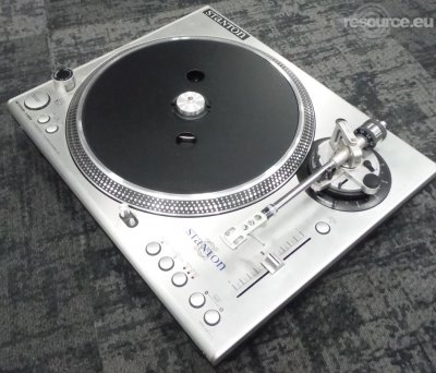 Our MEMBERS can Enlarge : Stanton STR8-100 Turntables