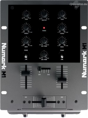 Numark M1 Mixer