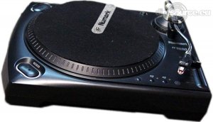 Numark TT 1550 Turntable
