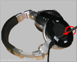 Pioneer HDJ-1000 Unscrew metal lock